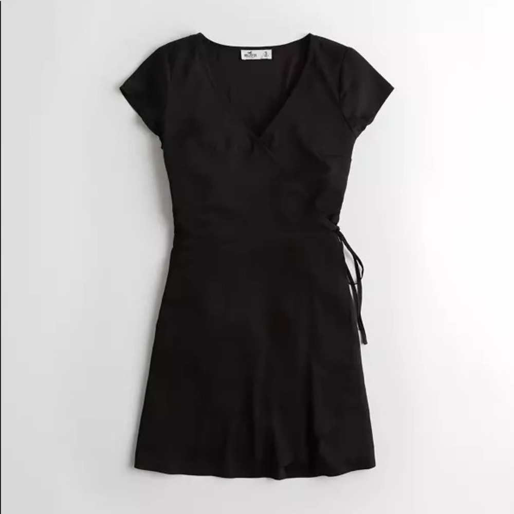 Hollister V-Neck Mini Wrap Dress